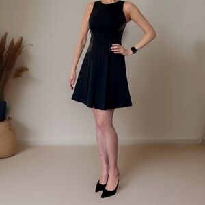 Club Monaco Fit & Flare Black Sleeveless Dress with Leather Side Panels Size 00